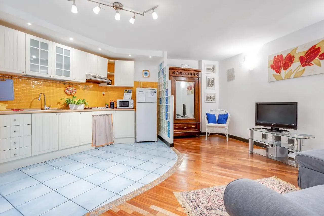 Apartment Guesthost - Casa Querida Central & Elegant Flat Naples