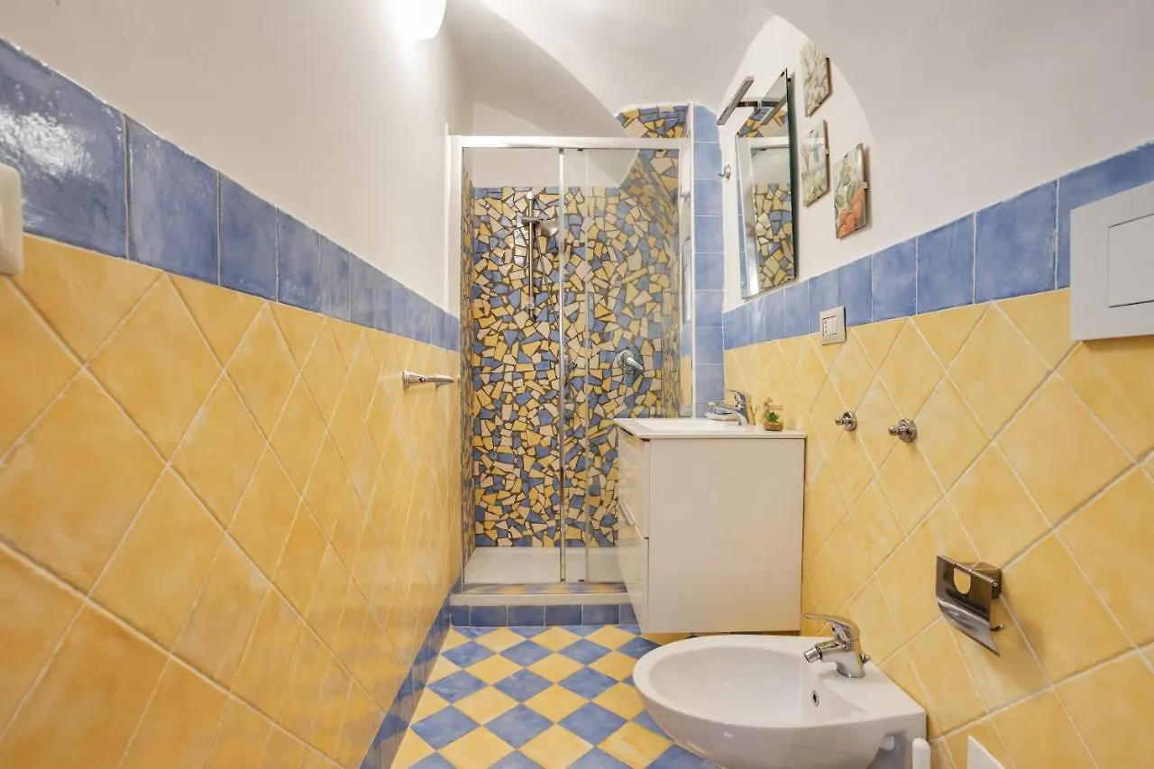 Appartamento Guesthost - Casa Querida Central & Elegant Flat Napoli Italia