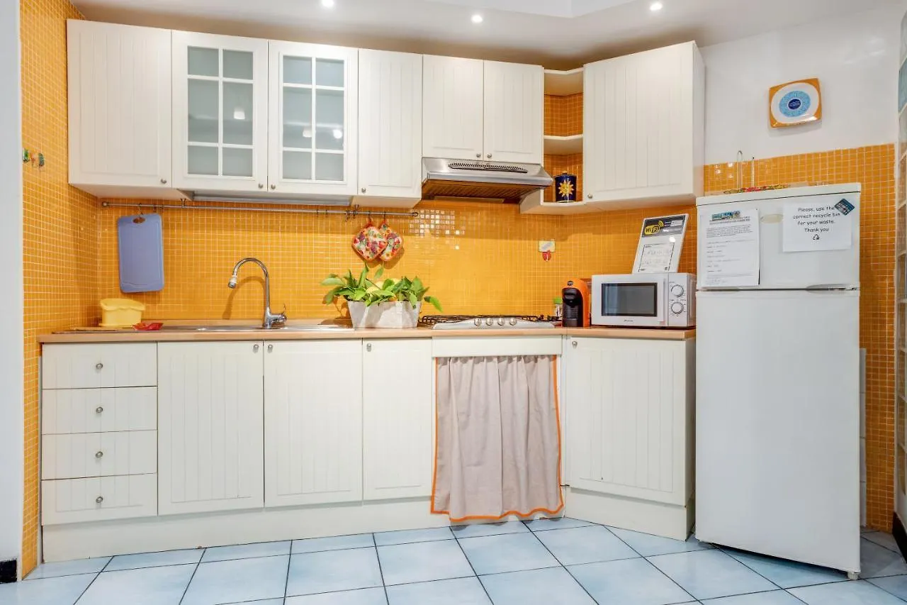 Guesthost - Casa Querida Central & Elegant Flat Napoli