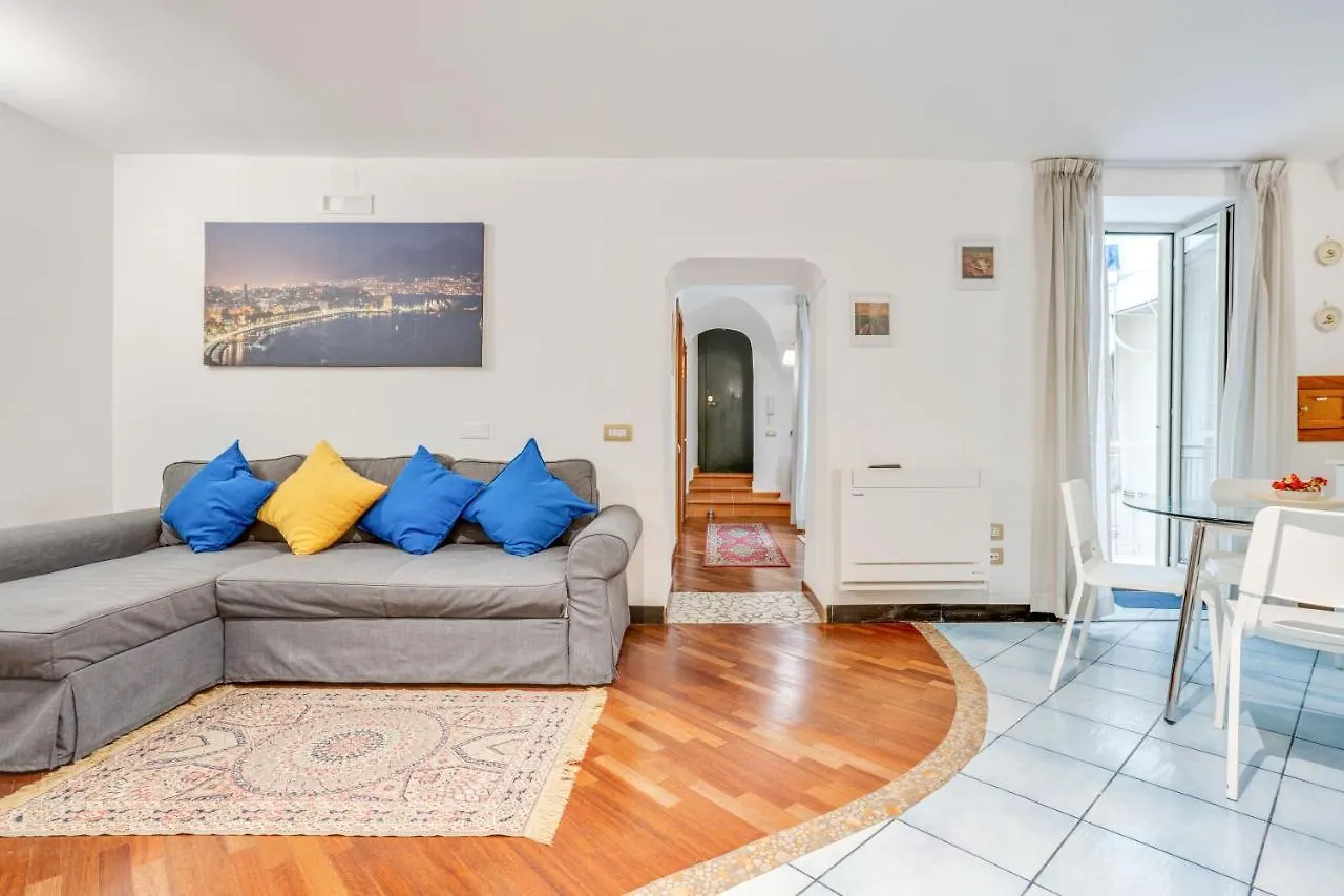Guesthost - Casa Querida Central & Elegant Flat Napoli