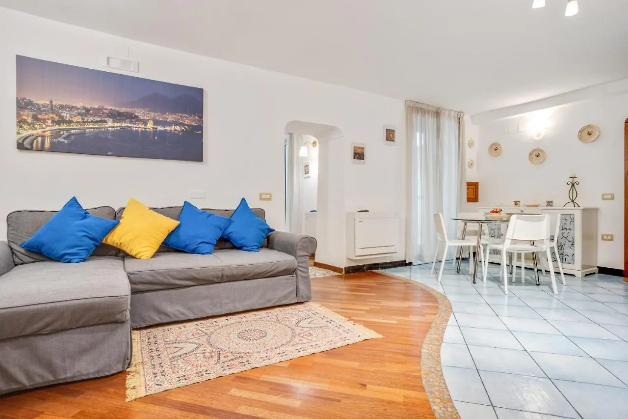 Guesthost - Casa Querida Central & Elegant Flat Napoli 0*,